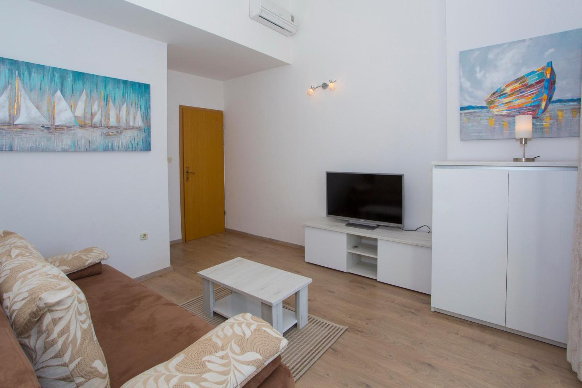 Apartments Dundic Makarska Bagian luar foto
