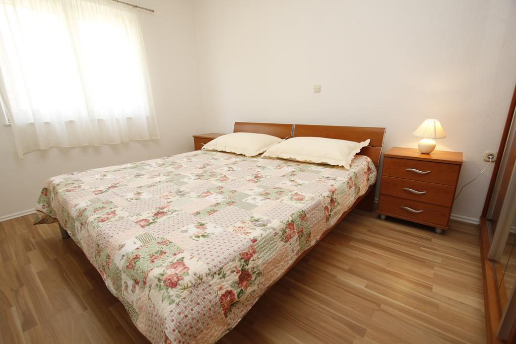 Apartments Dundic Makarska Bagian luar foto