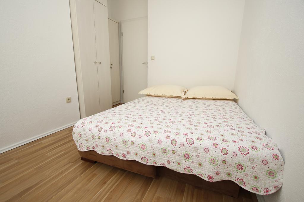 Apartments Dundic Makarska Bagian luar foto